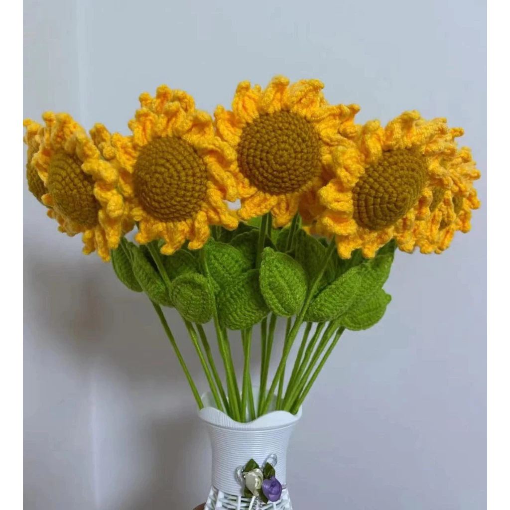 Handmade Crochet Sunflower l 1pc Hand-Woven Knitted Flower for Home Decoration, Valentine?s Day, Teacher's Day & Mother's Day Gift